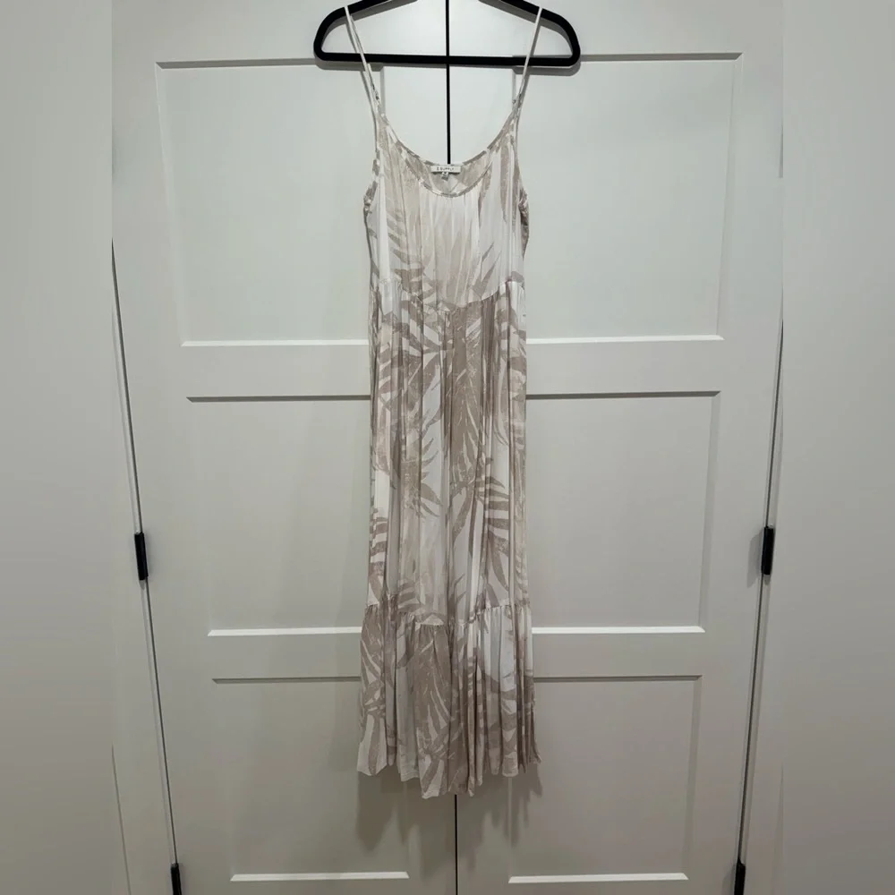 Z Supply Maxi Dress Cinched waist - Picture 2 of 4